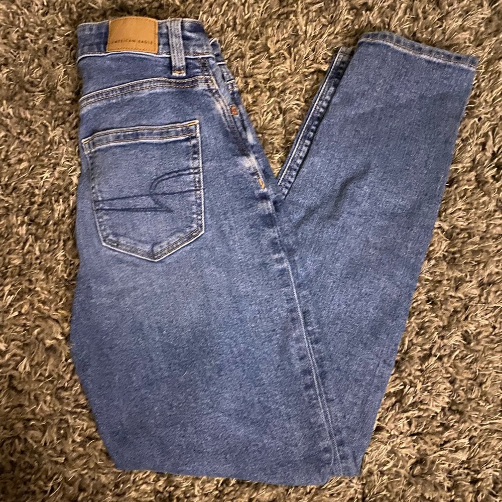 american eagle mom jeans